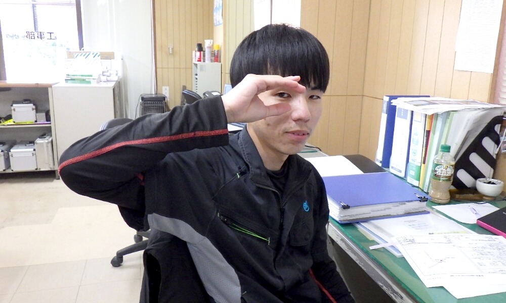 従業員 工事部所属 村田 海里(むらた かいり) 写真
